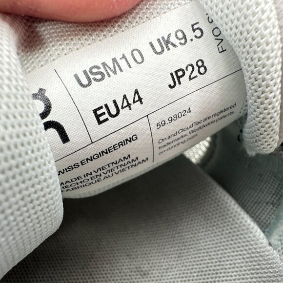 On Cloud 5 Swiss Engineering Men Size 10 59.98024 Glacier Grey Running Shoes - Picture 10 of 11